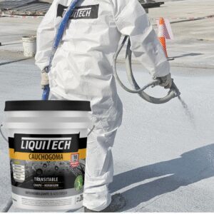 Revista Ferreteros 15 Luiquitech hombre utilizando pulverizador