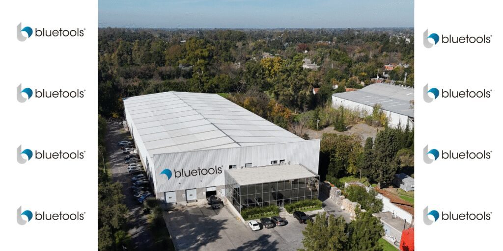 Planta Bluetools con depósito para stock permanente