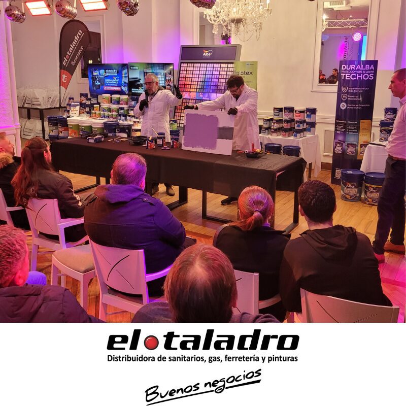 Distribuidora El Taladro Junto a Alba